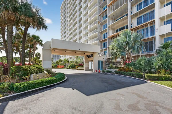 $6,000 | 4301 North Ocean Boulevard, Unit 1206, Boca Raton, FL 33431