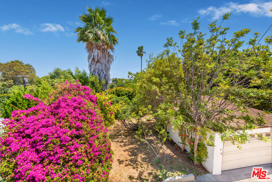 1904 Preuss Road Los Angeles, CA 90034 - Photo 28 of 32