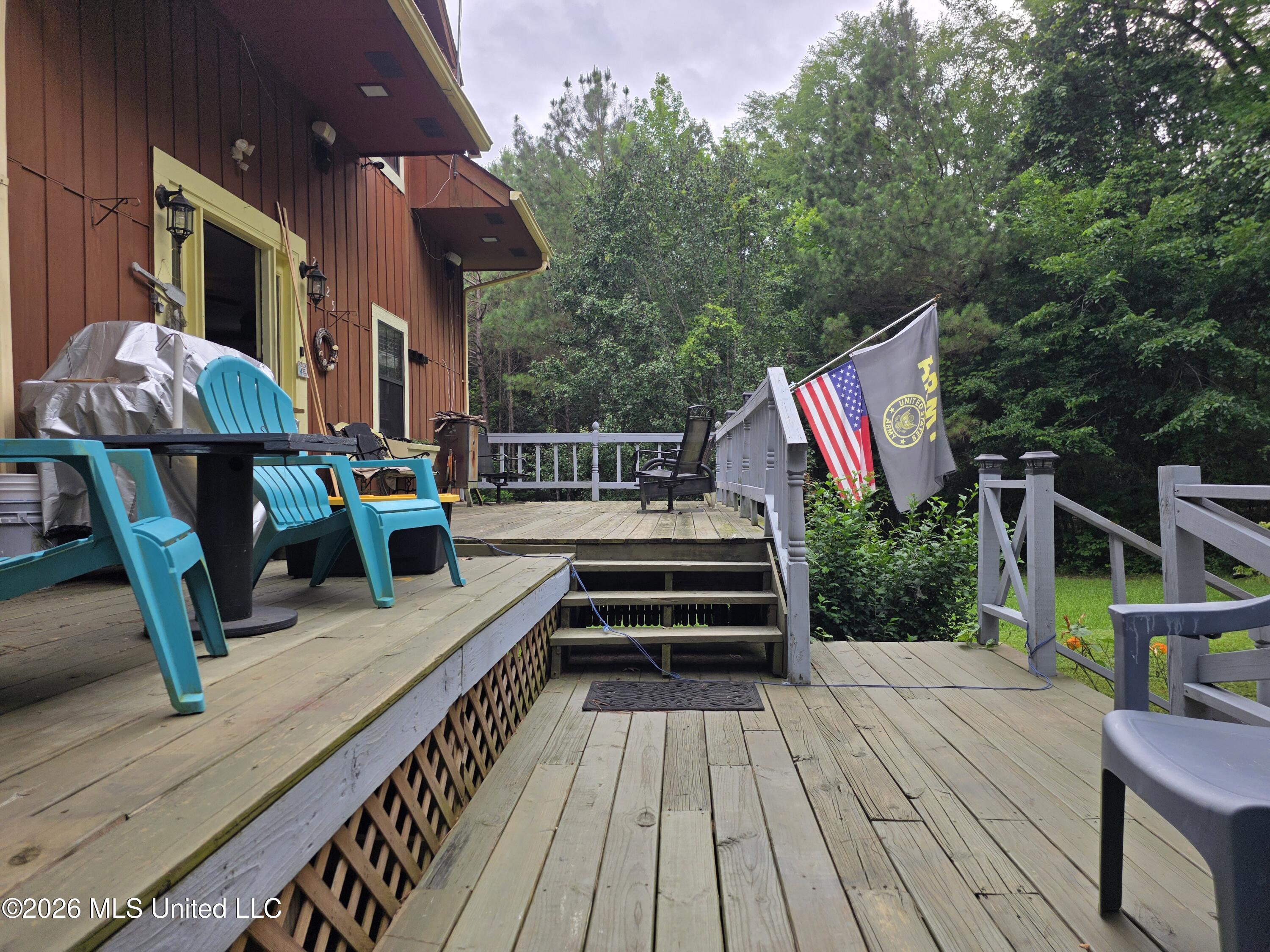 2025 Hendrix Road Coffeeville, MS 38922 - Photo 24 of 27 porch view