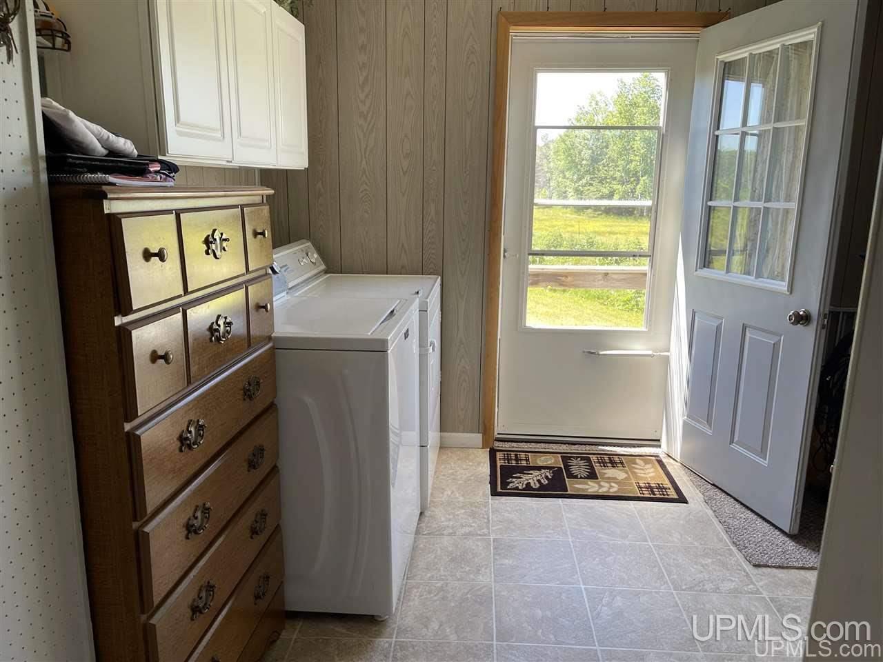 11581 Highway 51 Hurley, WI 54534 - Photo 8 of 22