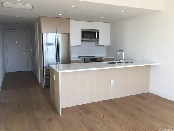 $4,500 | 1001 Queen Street, Unit 3515, Honolulu, HI 96814