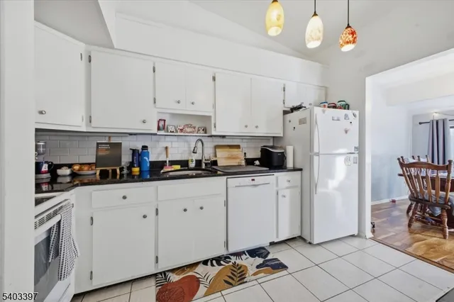 $255,000 | 4 The Crescent, Unit 2414, Clinton, NJ 08809