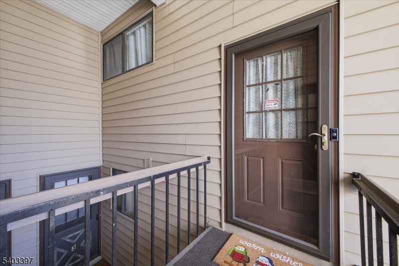 4 The Crescent, Unit 2414 Clinton, NJ 08809 - Photo 6 of 29