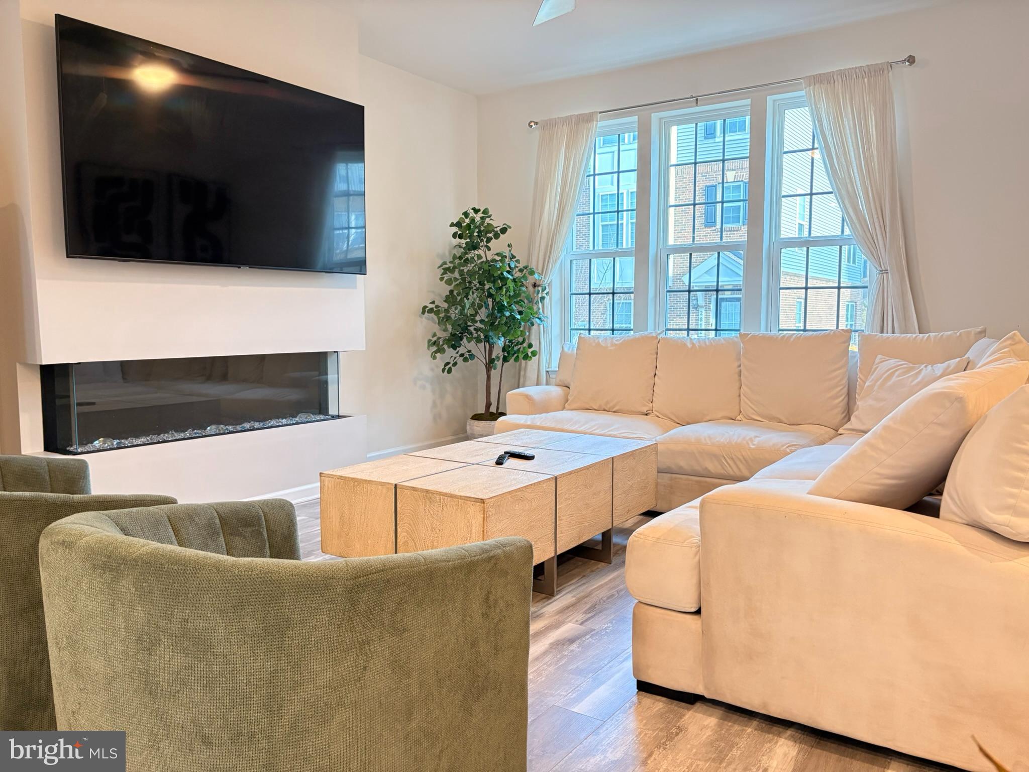 2734 Pinebrook Road Landover, MD 20785 - Photo 27 of 53