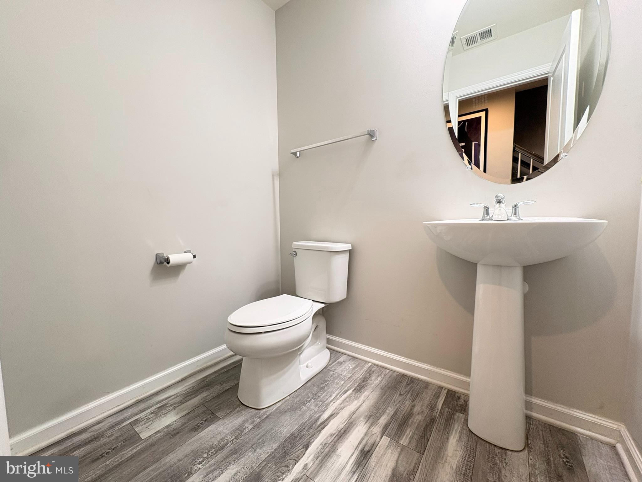 2734 Pinebrook Road Landover, MD 20785 - Photo 8 of 53