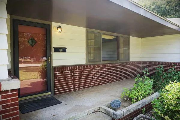 $148,526 | 2500 East Hartford Avenue, Ponca City, OK 74604