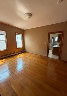 $2,495 | 379 Cardinal Medeiros Avenue, Unit 3, Cambridge, MA 02141
