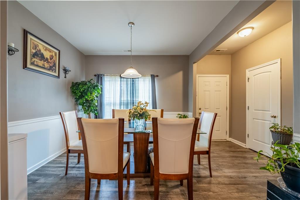 6096 Oakley Road Union City, GA 30291 - Photo 2 of 15