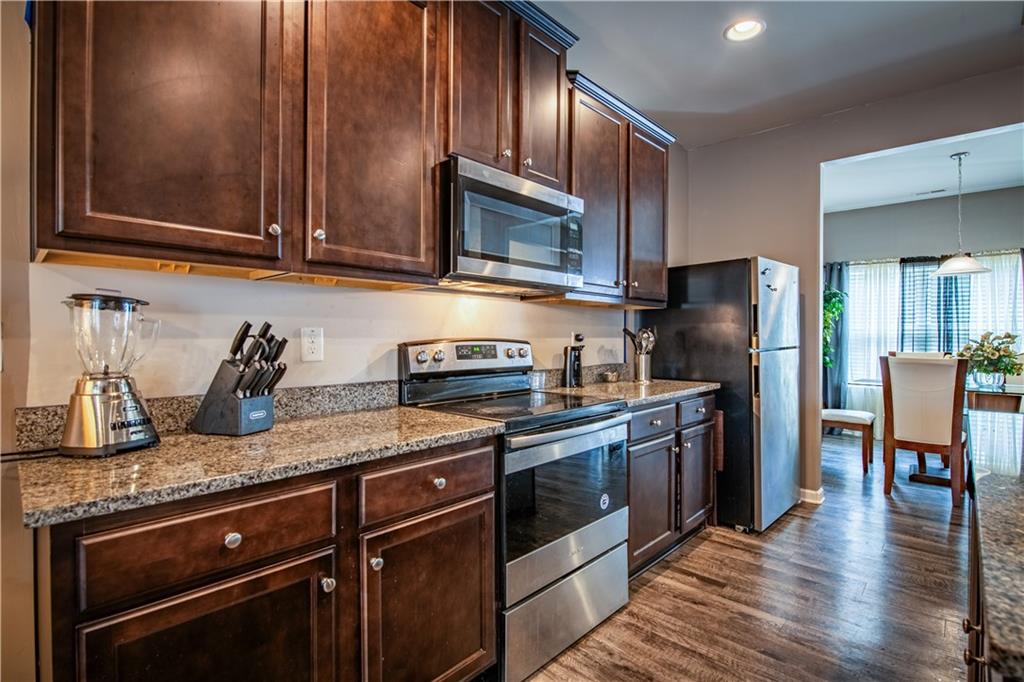 6096 Oakley Road Union City, GA 30291 - Photo 3 of 15