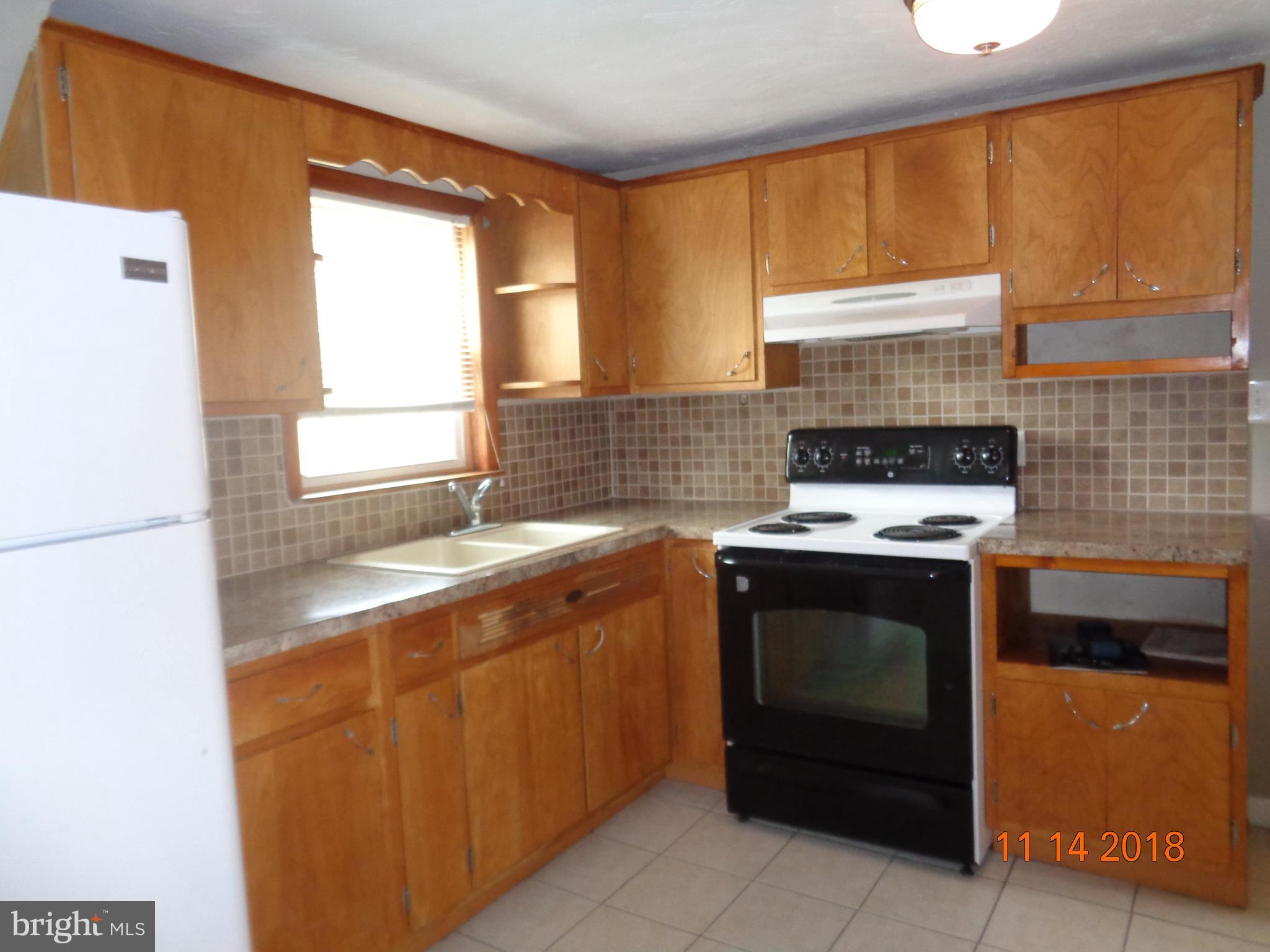 6335 Broomes Island Road St. Leonard, MD 20685 - Photo 18 of 32 kitchen