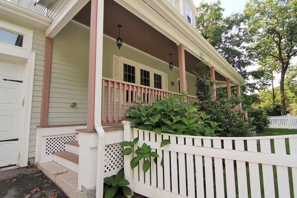 10 Oak Road Boston, MA 02132 - Photo 3 of 30 Gallery Image 3