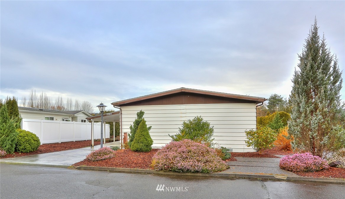 23830 Rock Circle Bothell, WA 98021 - Photo 2 of 25