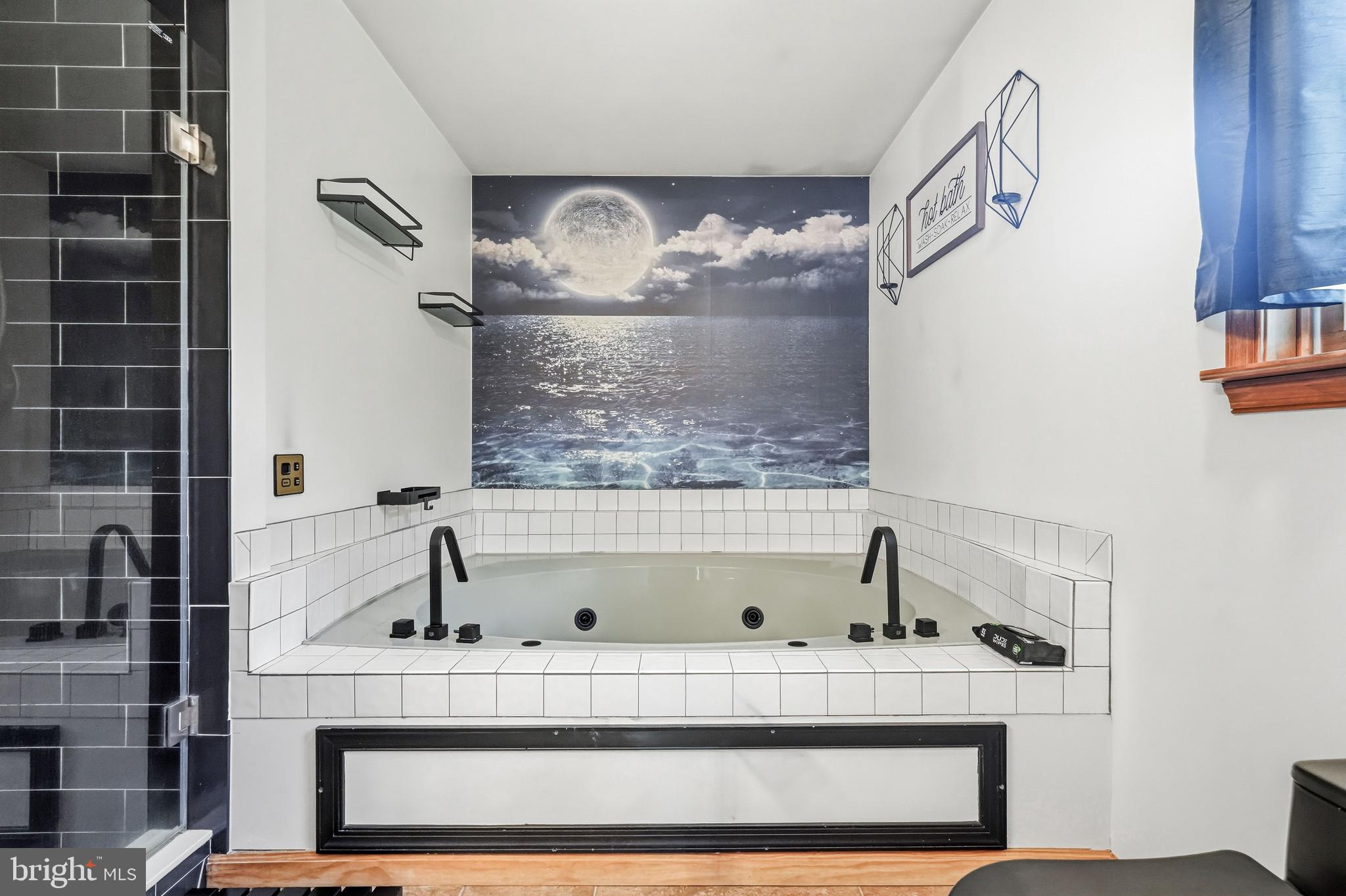 705 Garden Road Pittsgrove, NJ 08318 - Photo 38 of 72 a bathroom with a bathtub and shower