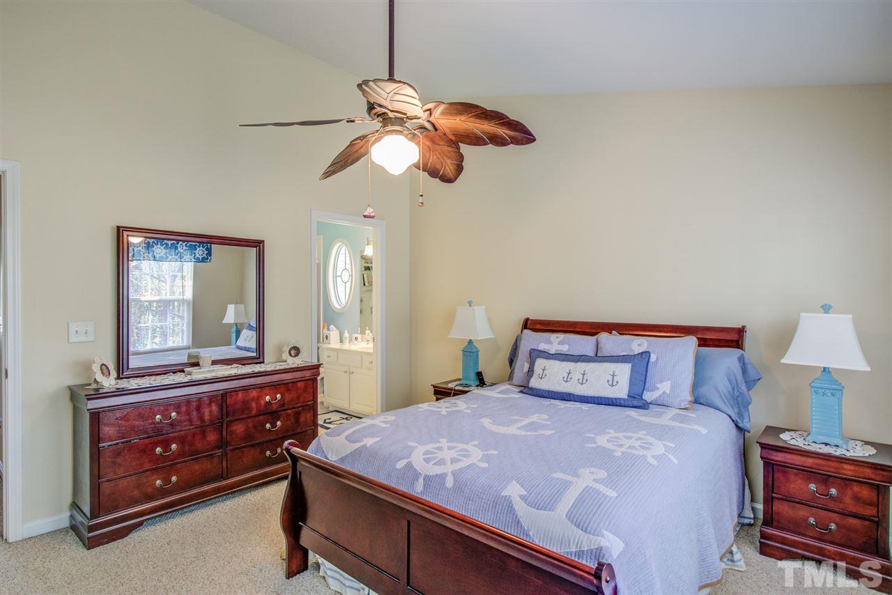 5211 Moonview Court Raleigh, NC 27606 - Photo 11 of 22 Gallery Image 11