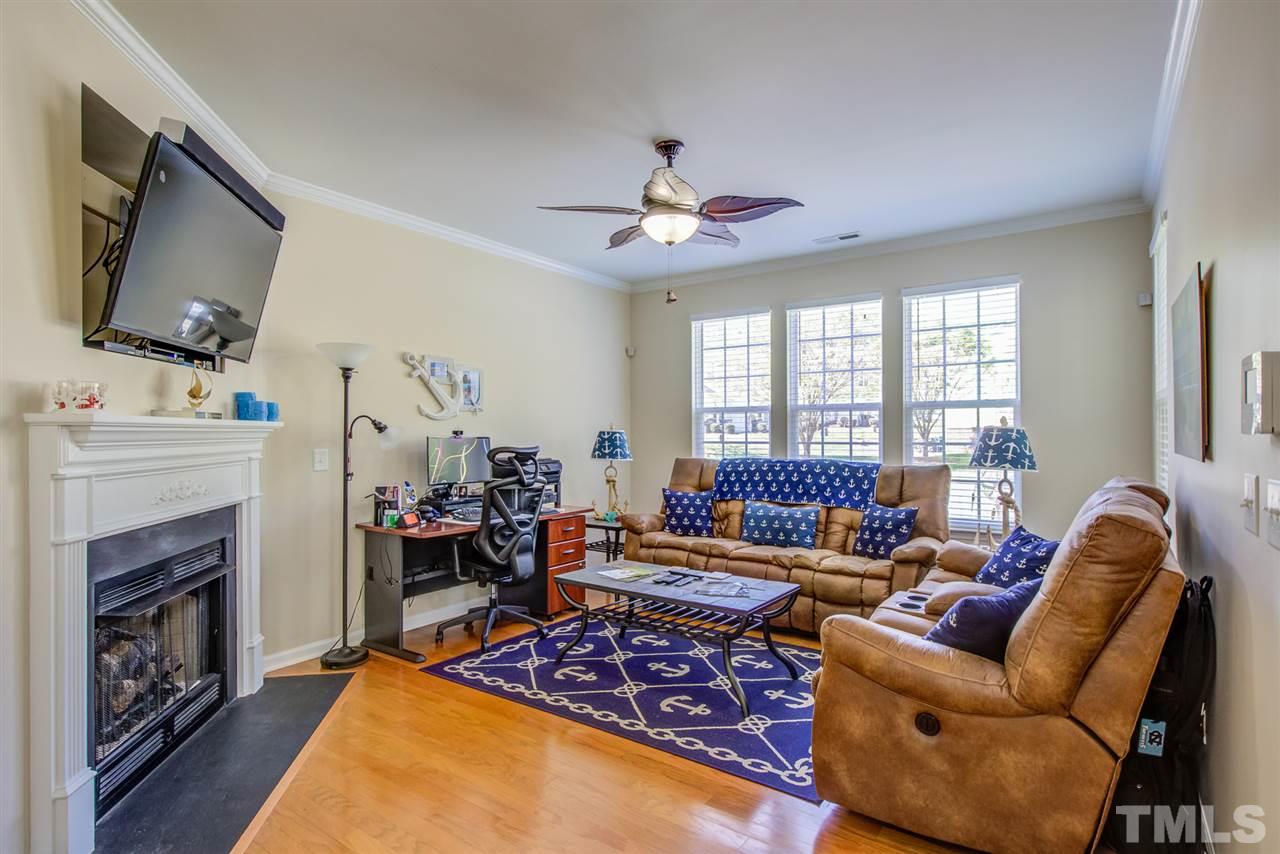 5211 Moonview Court Raleigh, NC 27606 - Photo 3 of 22 Gallery Image 3
