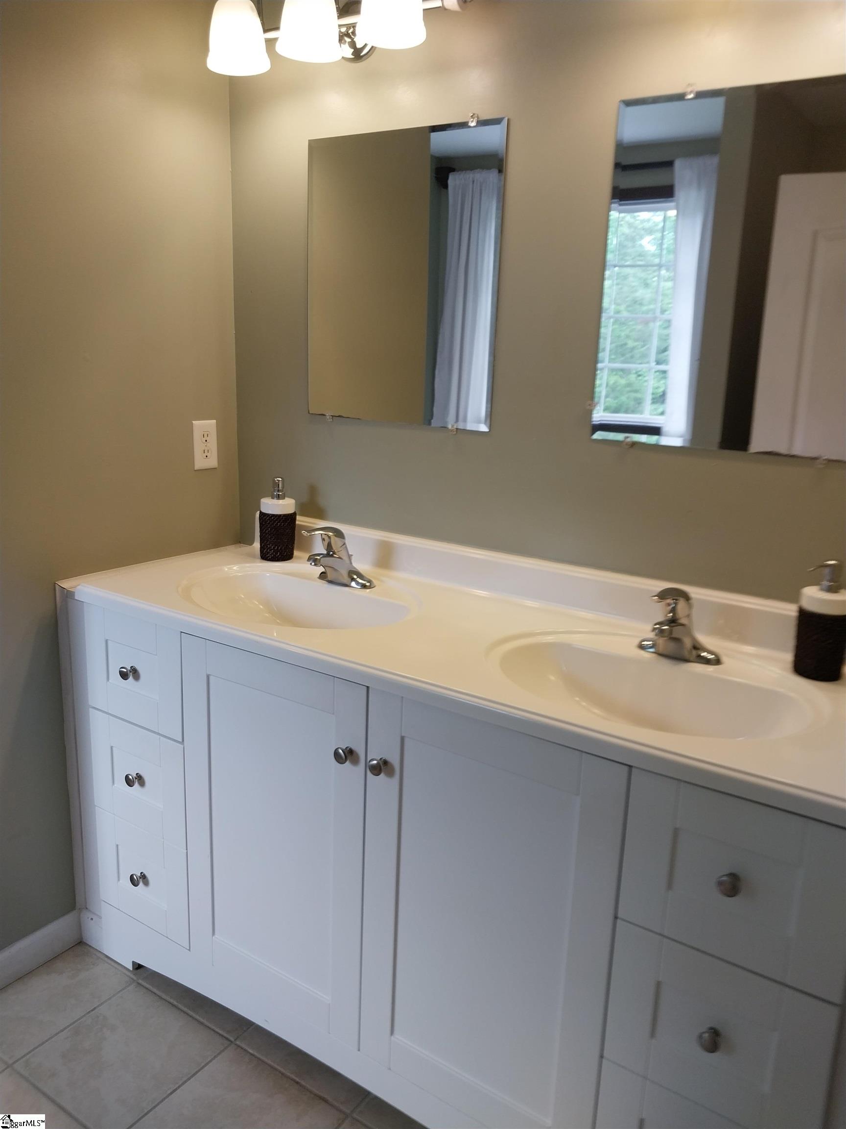 105 Trammell Road Travelers Rest, SC 29690 - Photo 12 of 36 Gallery Image 12