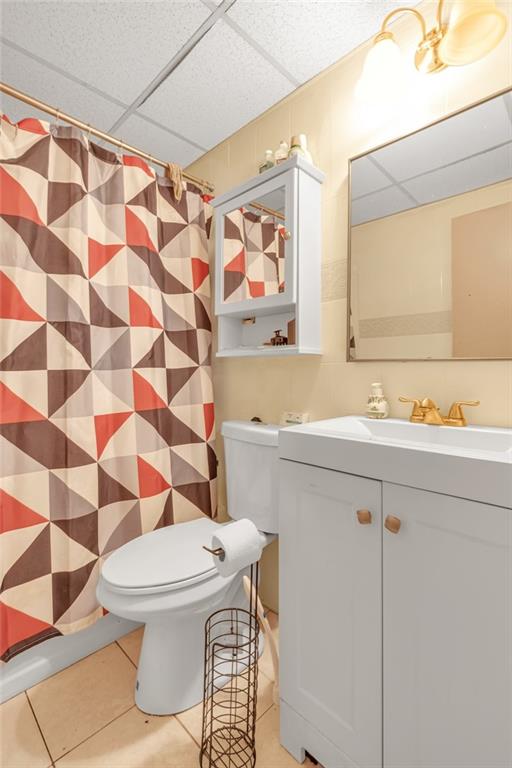 565 East Madison Street Rochester, PA 15074 - Photo 10 of 13 a bathroom with a sink toilet and shower