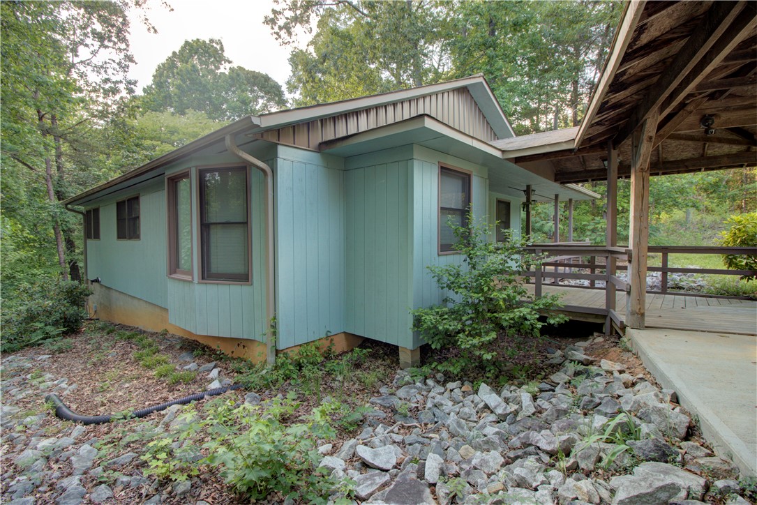 631 Lem Burton Road Westminster, SC 29693 - Photo 2 of 22 Gallery Image 2