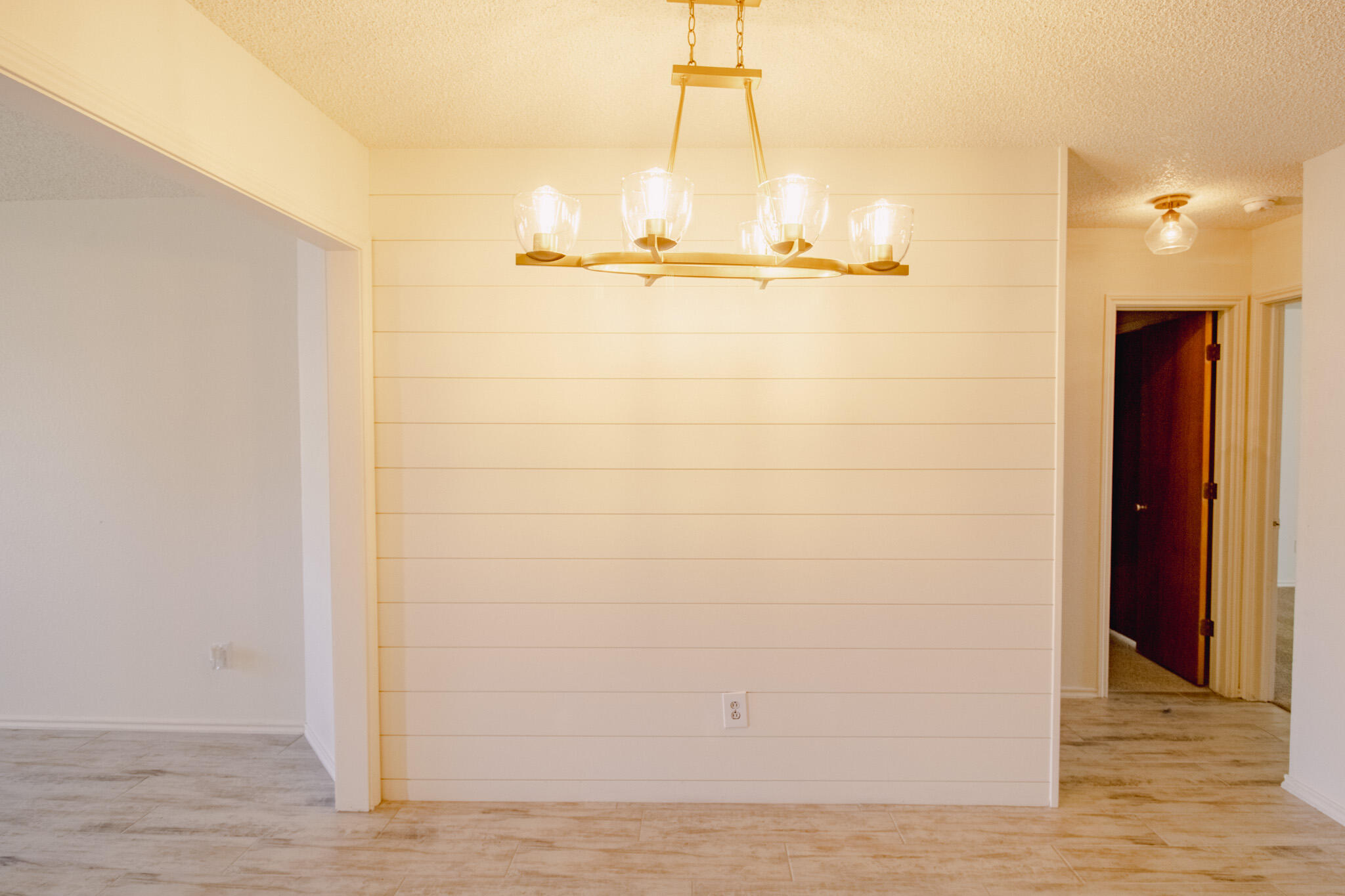 5731 95th Street Lubbock, TX 79424 - Photo 5 of 30 a view of a bathroom
