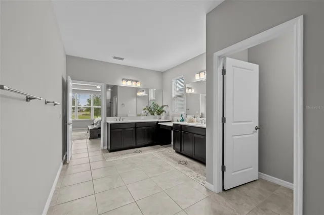 $679,000 | 2512 High Tides Way, Wesley Chapel, FL 33543