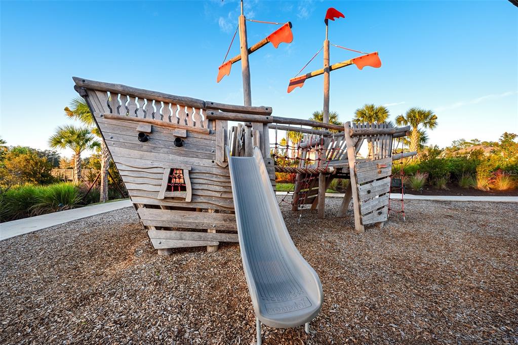 2512 High Tides Way Wesley Chapel, FL 33543 - Photo 77 of 81