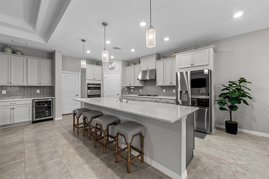 2512 High Tides Way Wesley Chapel, FL 33543 - Photo 9 of 81