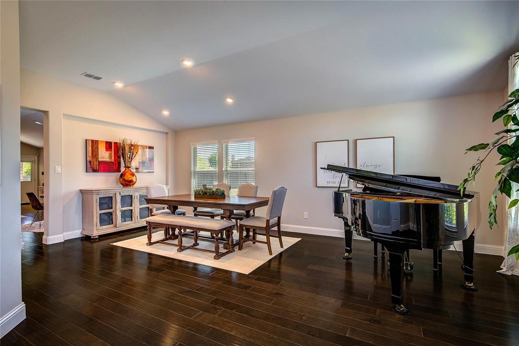 6716 Elm Street Rowlett, TX 75089 - Photo 2 of 29