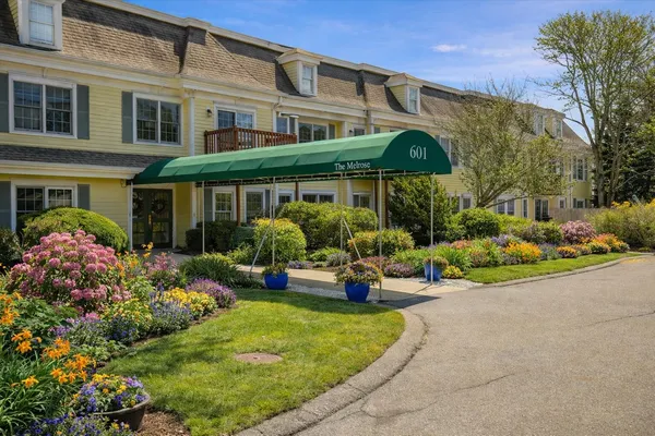 $399,900 | 601 Route 28, Unit 111, Harwich Port, MA 02646