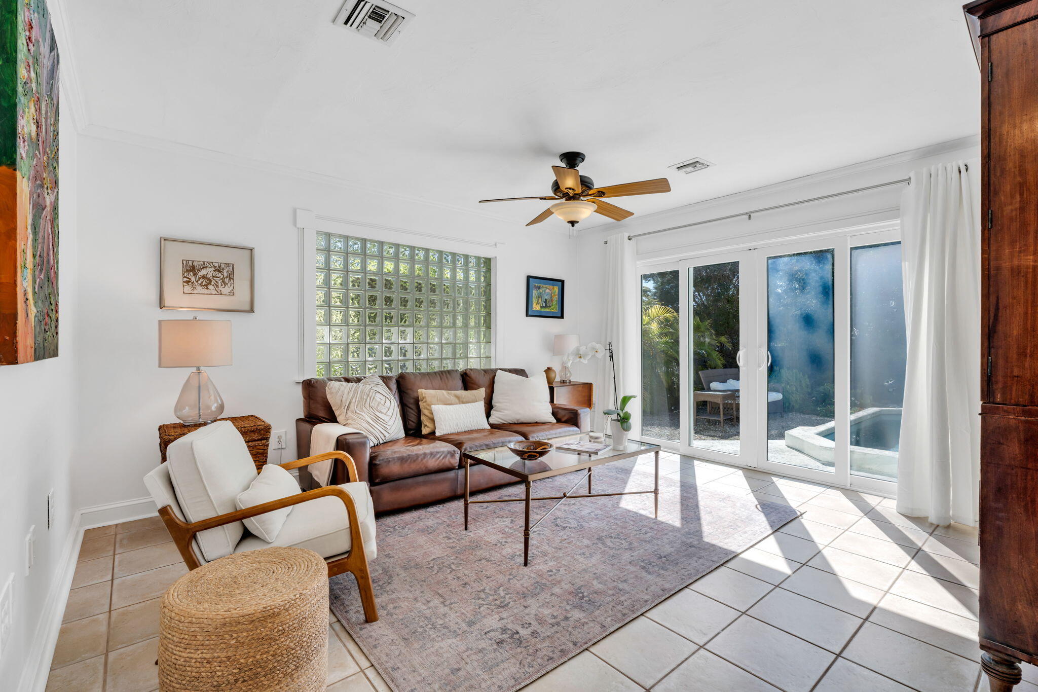 2524 Patterson Avenue Key West, FL 33040 - Photo 4 of 36 Living Room