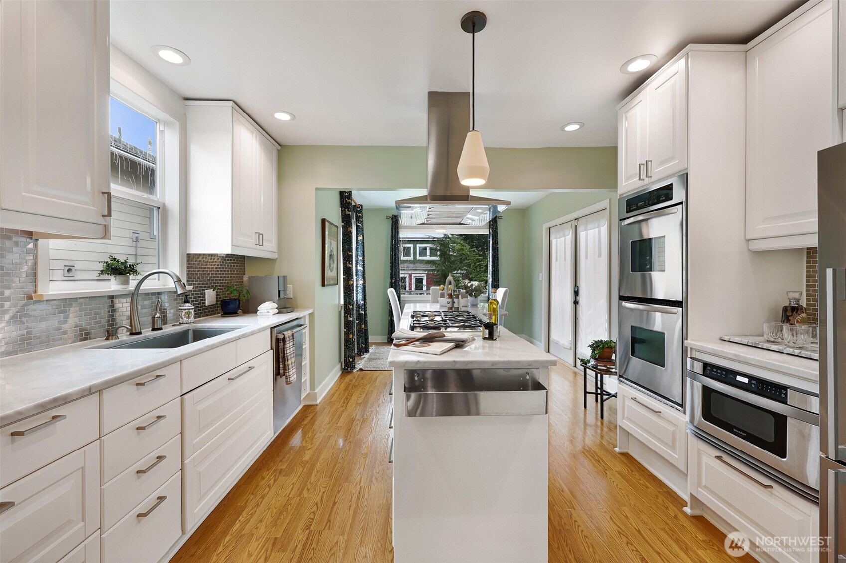 342 Northwest 76th Street Seattle, WA 98117 - Photo 11 of 32