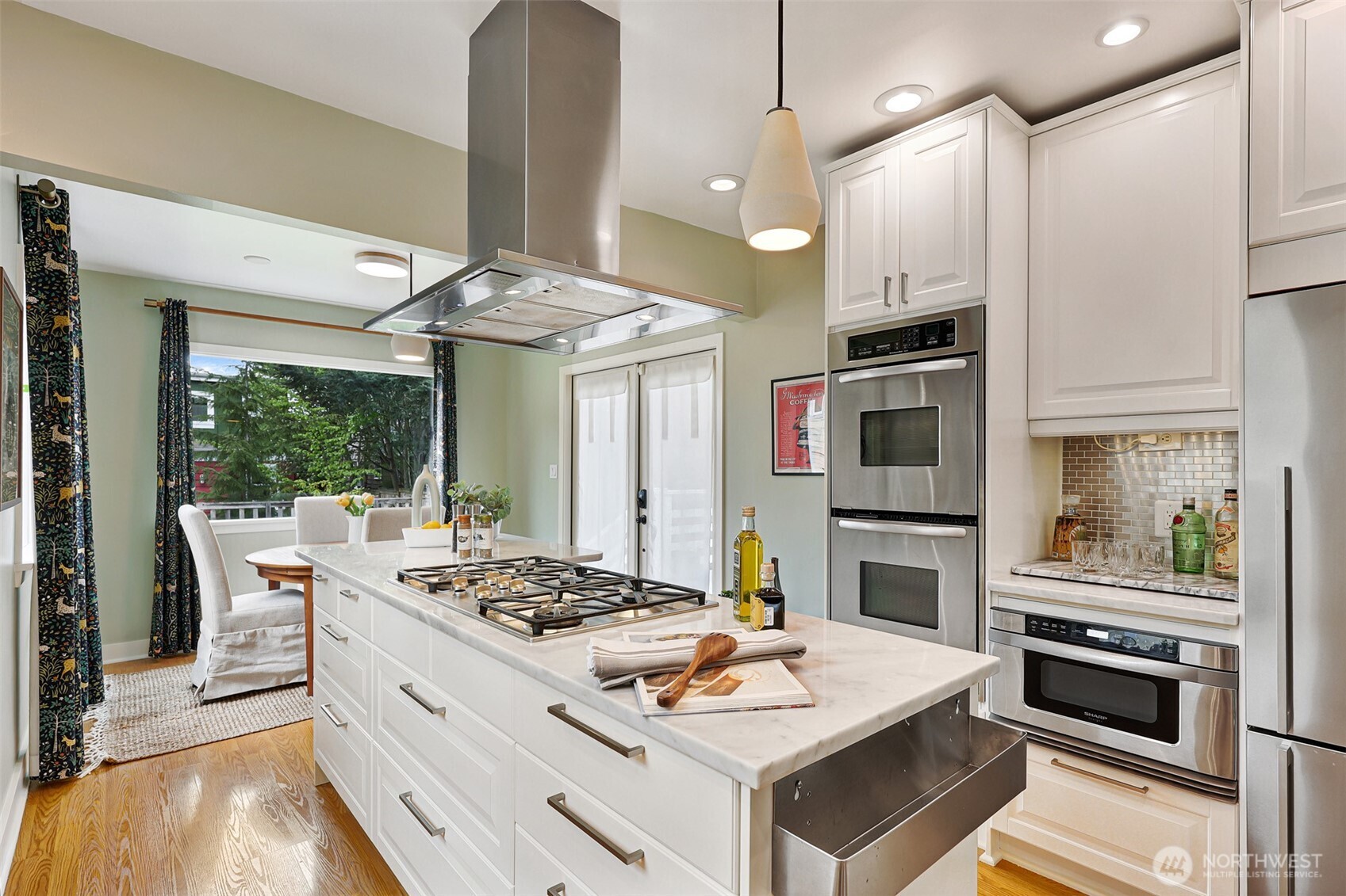 342 Northwest 76th Street Seattle, WA 98117 - Photo 10 of 32