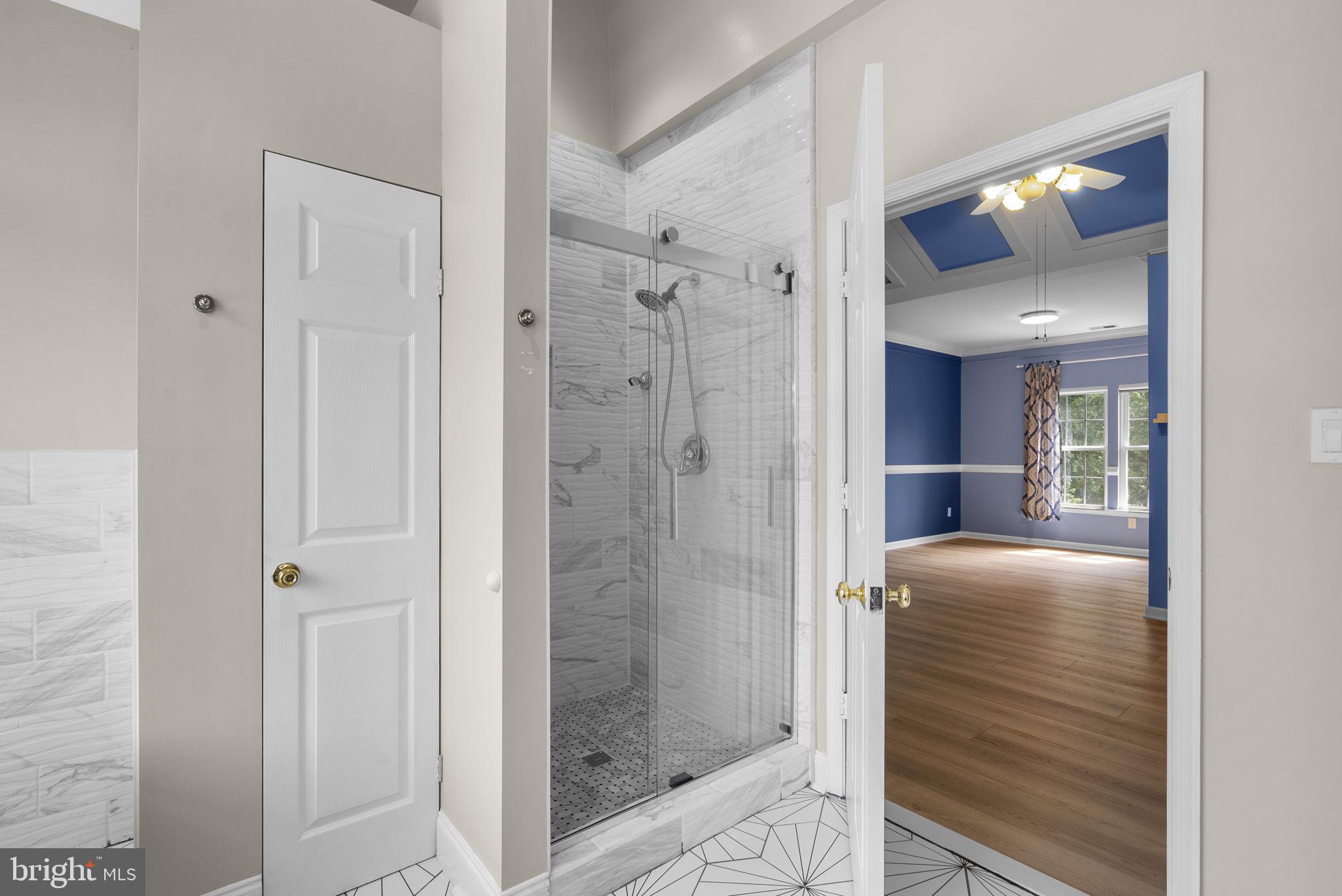13111 Venetian Road Silver Spring, MD 20904 - Photo 27 of 61 Top Floor Primary Bathroom