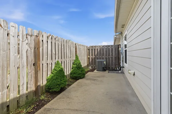 $315,000 | 1040 Charlie Daniels Parkway, Unit 156, Mount Juliet, TN 37122
