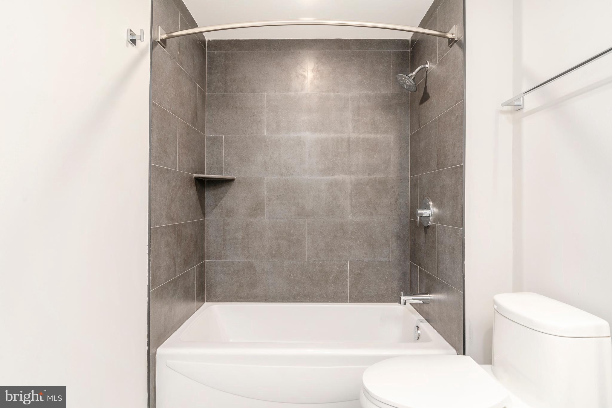 3449 Scotts Lane, Unit B321 Philadelphia, PA 19129 - Photo 10 of 21