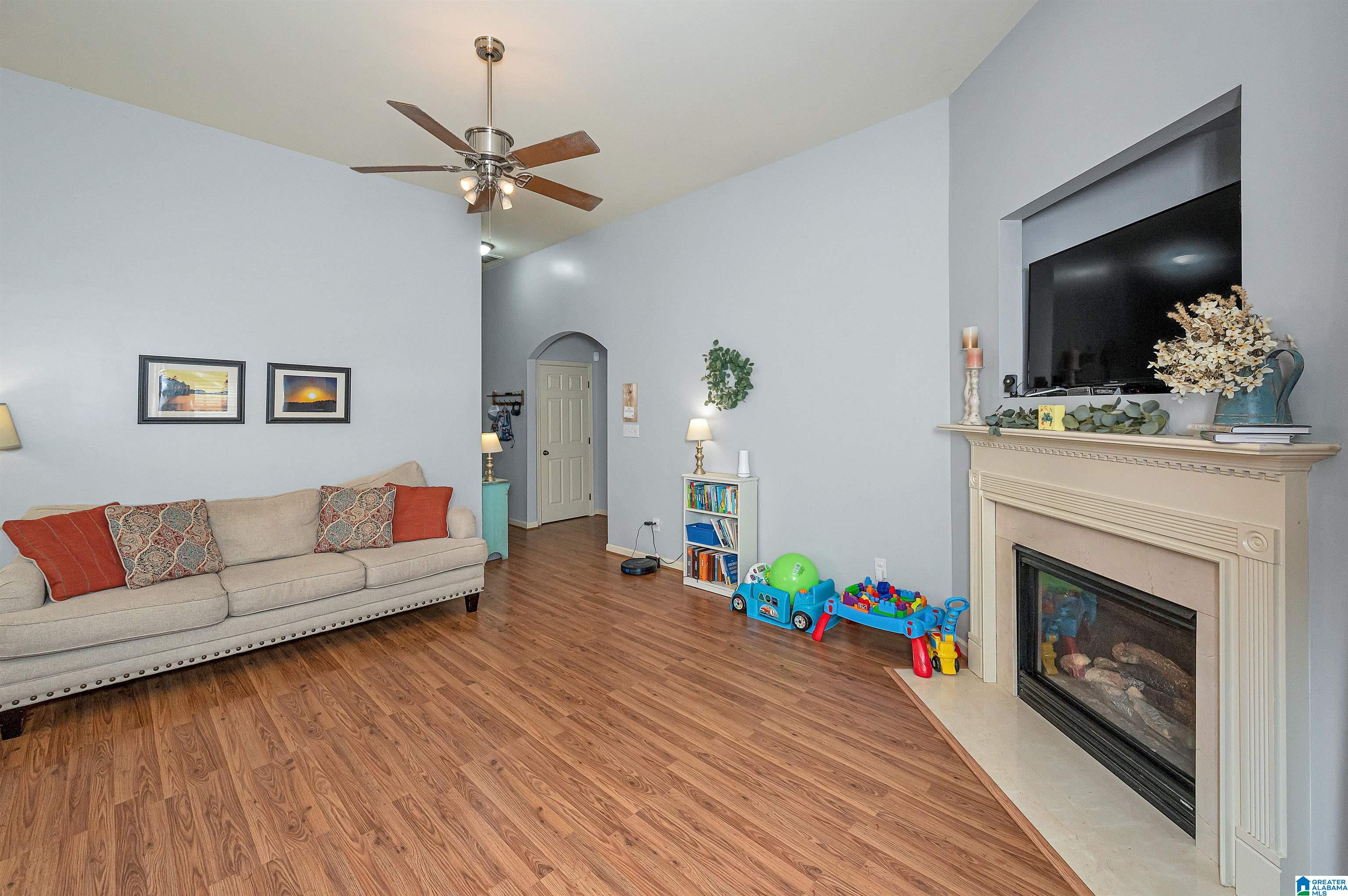123 Sunflower Place Alabaster, AL 35007 - Photo 7 of 34