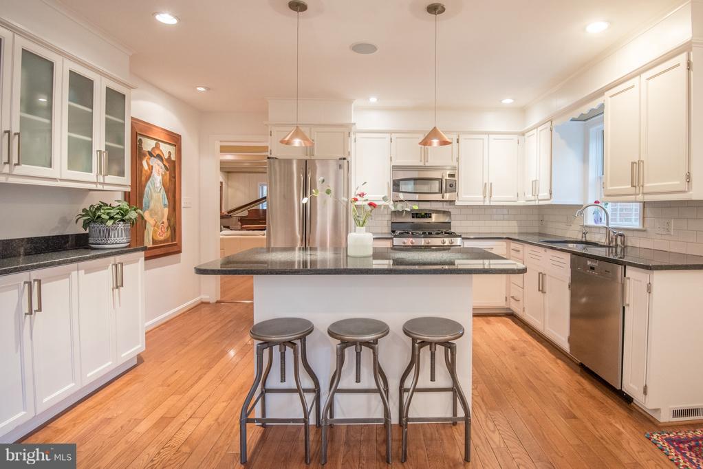1409 Newton Road Lancaster, PA 17603 - Photo 14 of 49 Gallery Image 14