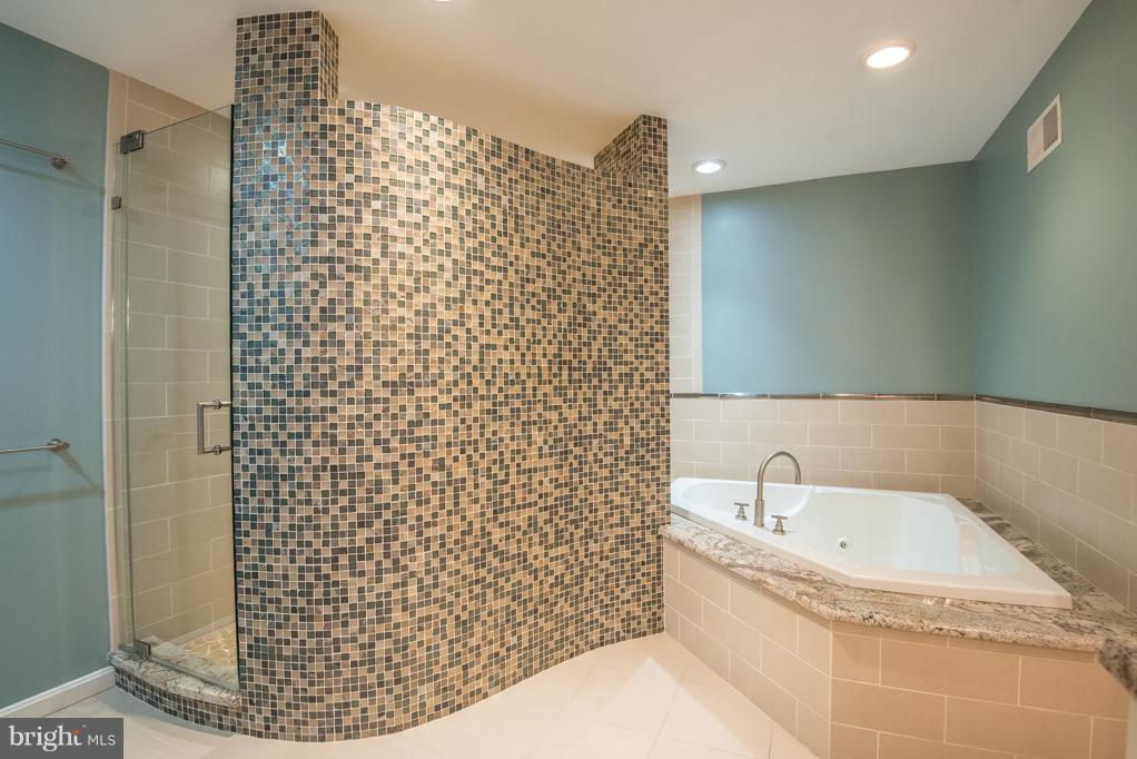 1409 Newton Road Lancaster, PA 17603 - Photo 22 of 49 Gallery Image 22