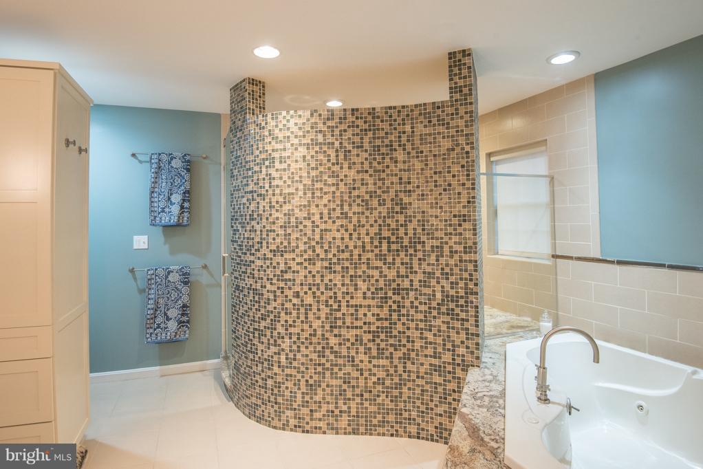 1409 Newton Road Lancaster, PA 17603 - Photo 24 of 49 Gallery Image 24