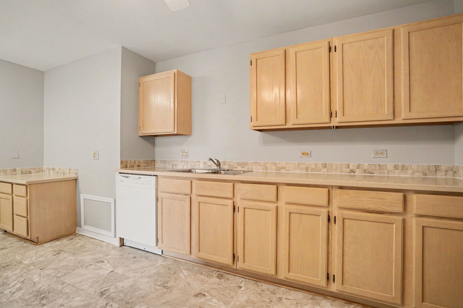 1 Renaissance Place, Unit 3G Palatine, IL 60067 - Photo 4 of 35