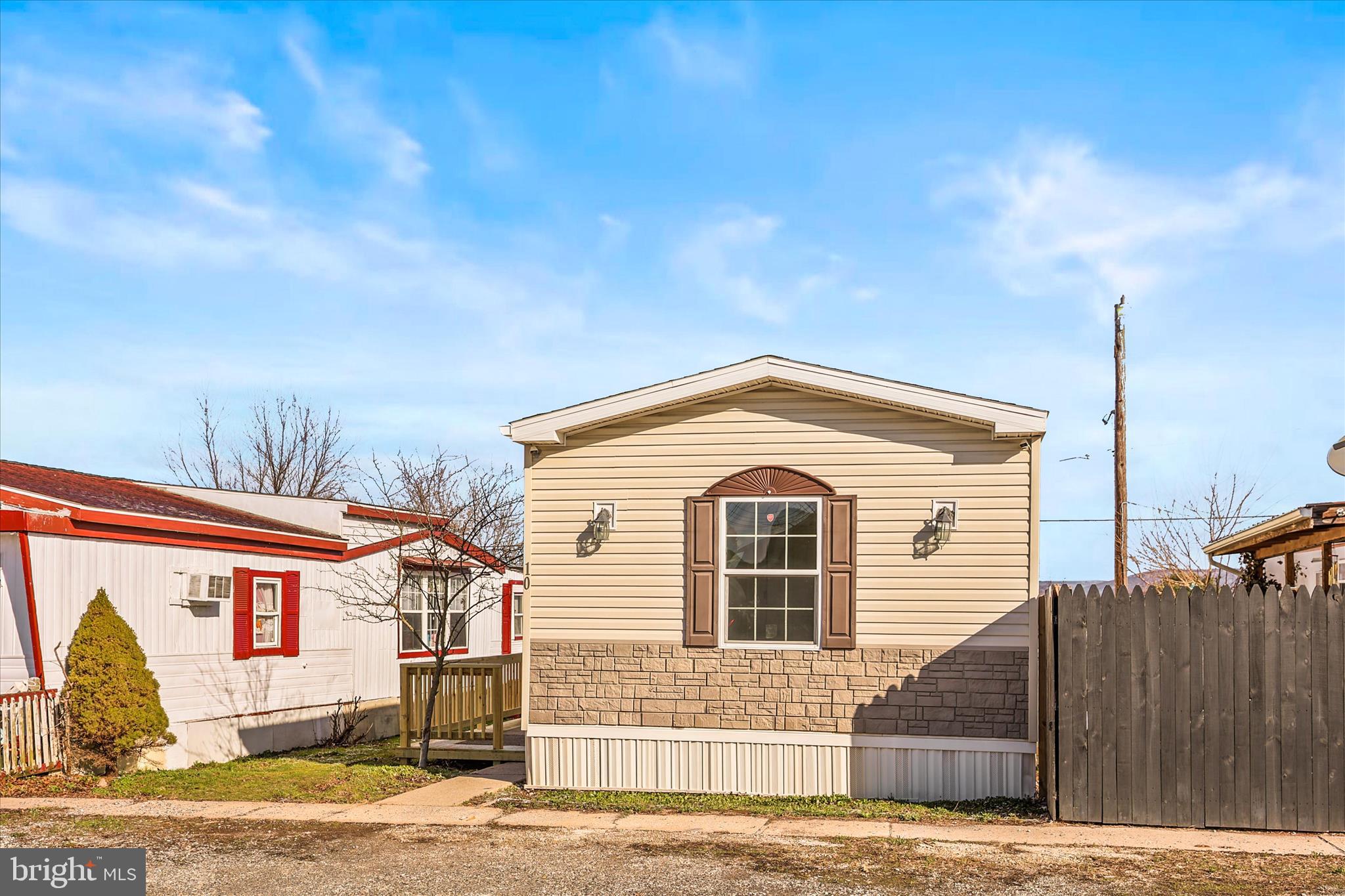 10 Ridgeview Park Jonestown, PA 17038 - Photo 3 of 30 End View from Street