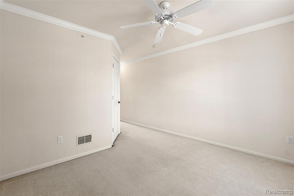 13 North Squirrel Road Auburn Hills, MI 48326 - Photo 44 of 63