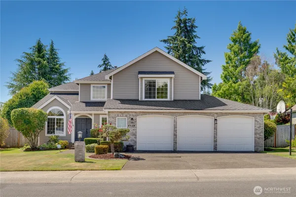 $885,000 | 8014 57th Street West, University Place, WA 98467