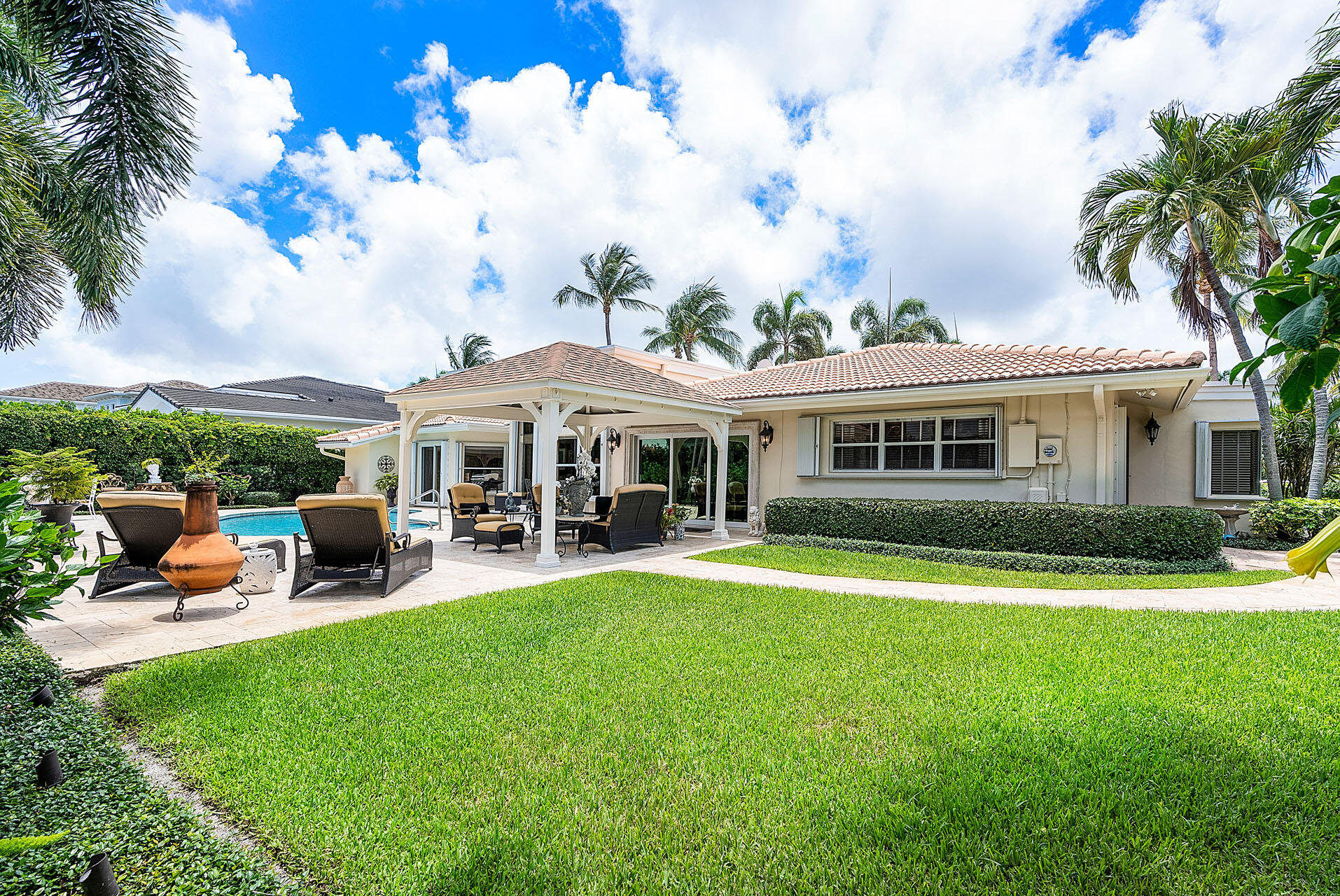 2340 West Silver Palm Road Boca Raton, FL 33432 - Photo 5 of 10 2340_West_Silver_Palm_Road_08
