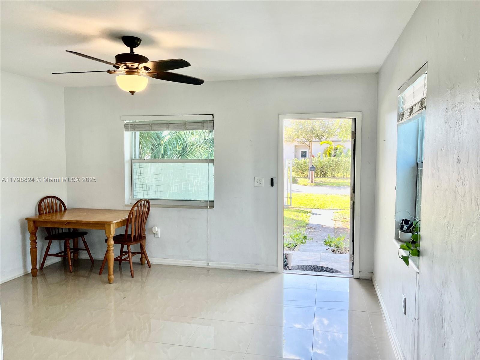 3135 Southwest 64th Avenue Miami, FL 33155 - Photo 17 of 25