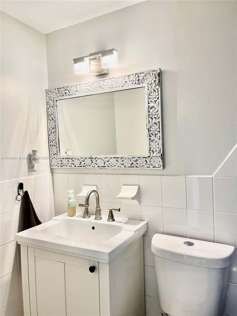 3135 Southwest 64th Avenue Miami, FL 33155 - Photo 20 of 25