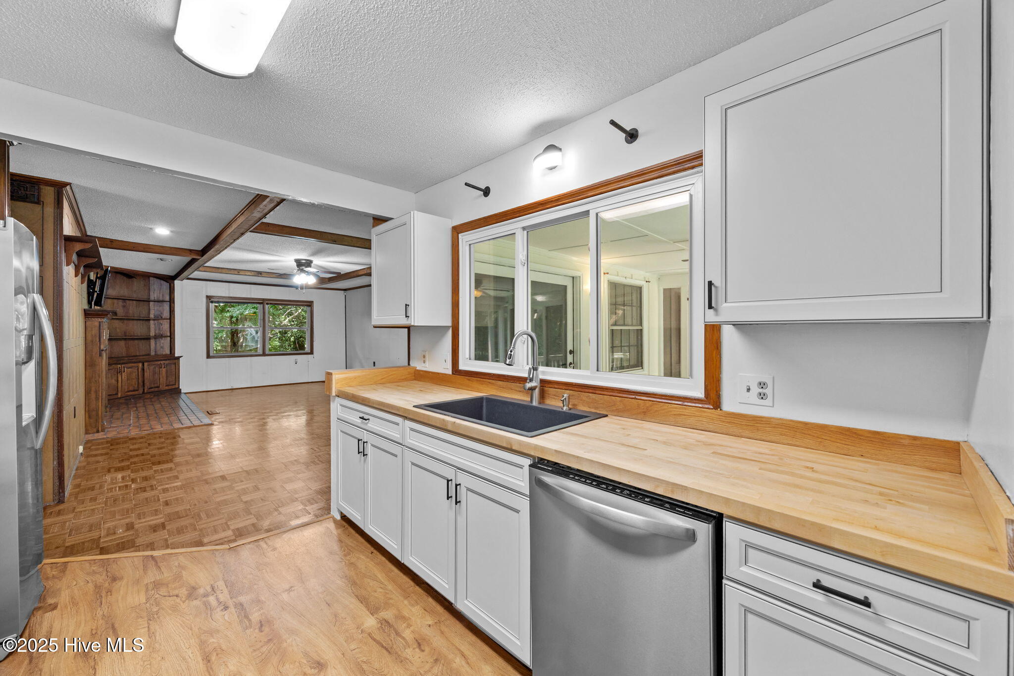 1413 Bud Hawkins Road Dunn, NC 28334 - Photo 19 of 56 kitchen