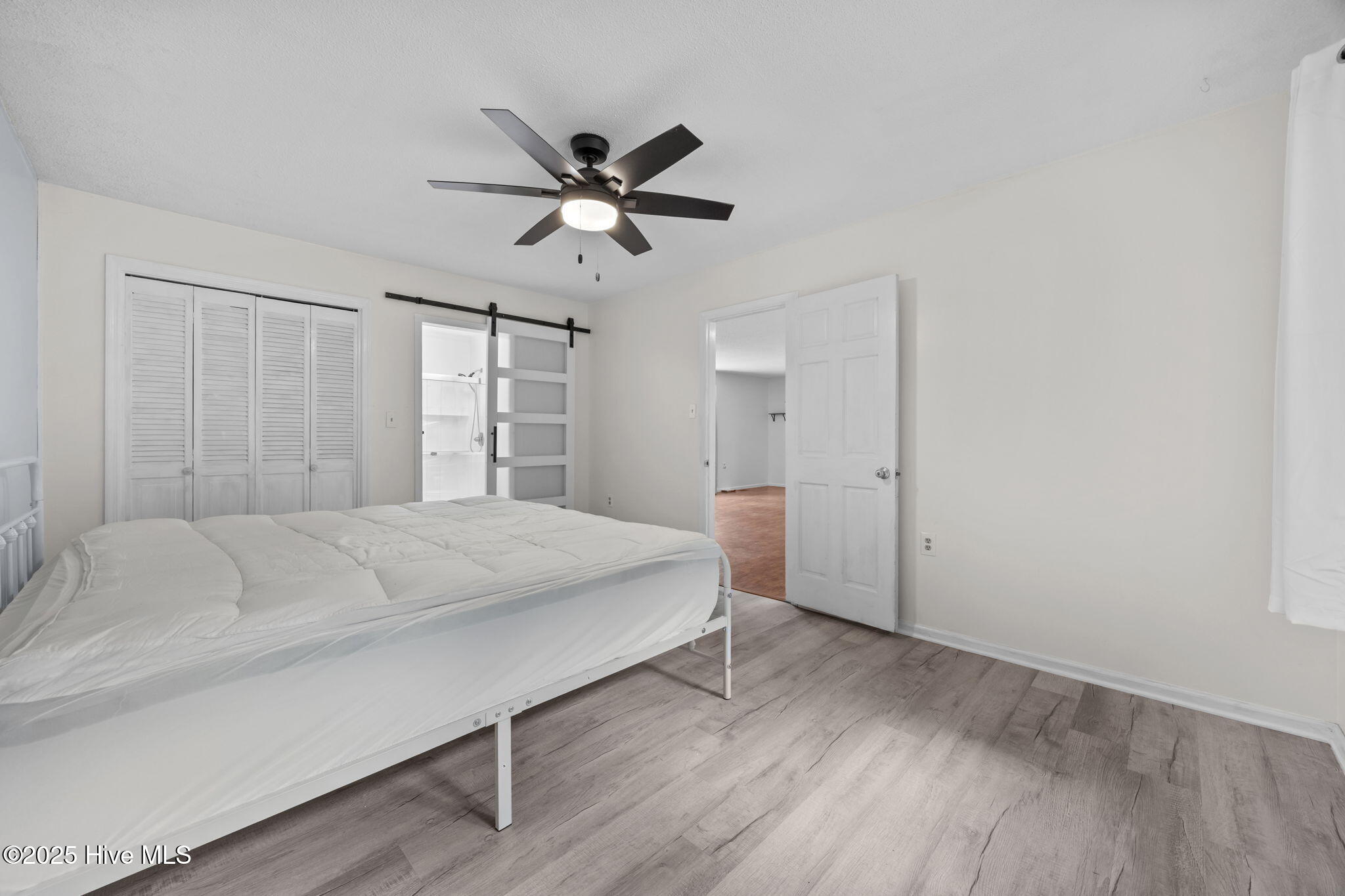 1413 Bud Hawkins Road Dunn, NC 28334 - Photo 27 of 56 br owners to door