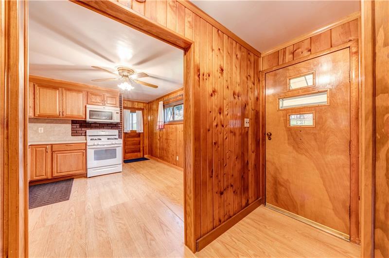 1607 Crawford Road Imperial, PA 15126 - Photo 5 of 22 Front Door Entry.
