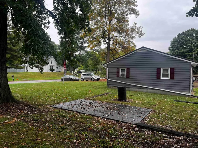 $104,000 | 505 South High Street, Hartford City, IN 47348