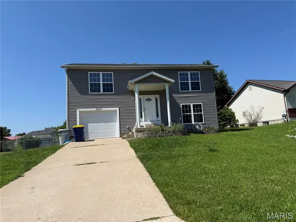 $265,000 | 2245 Pinta Drive, Warrenton, MO 63383